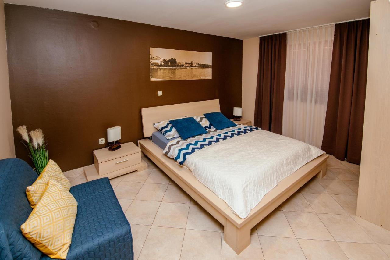 M&M Apartments Biograd Na Moru Ngoại thất bức ảnh